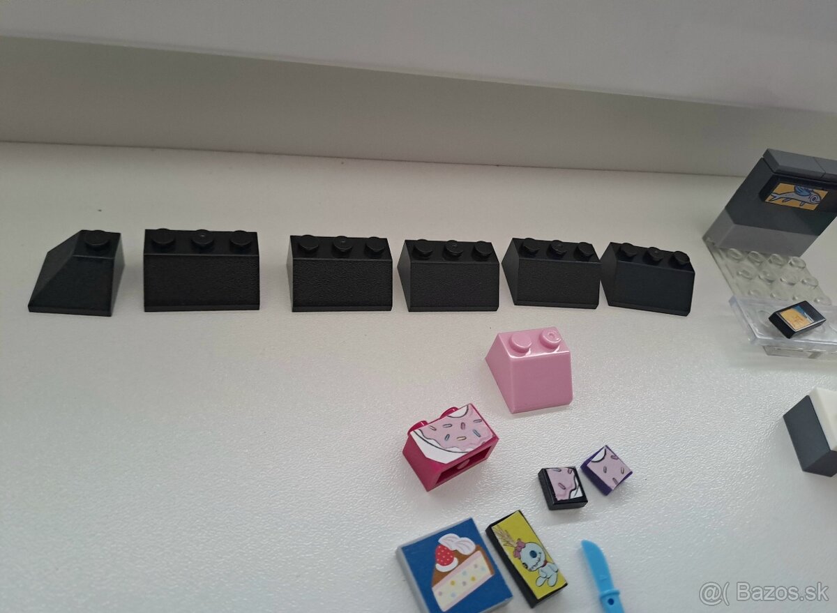 Lego doplnky - 4