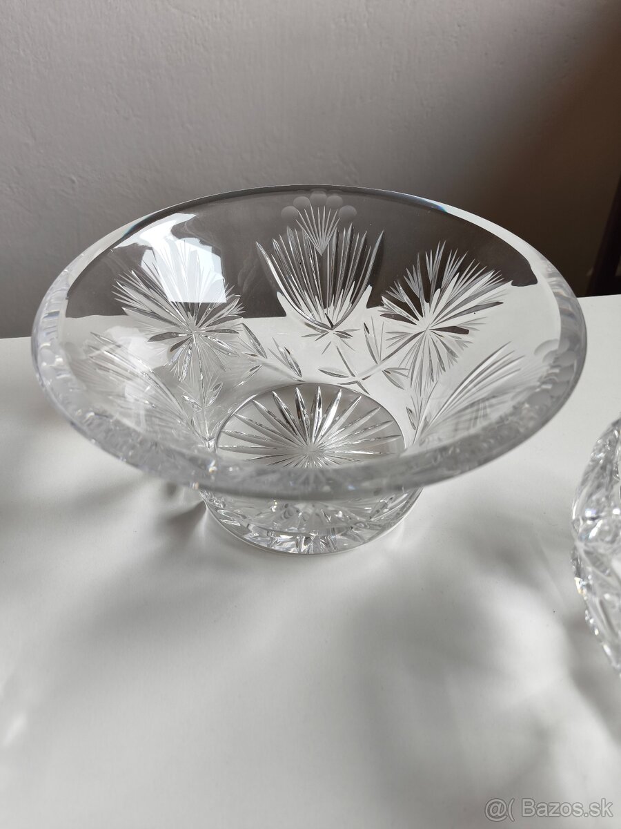 Pribrusovane misky a popolnik - 4