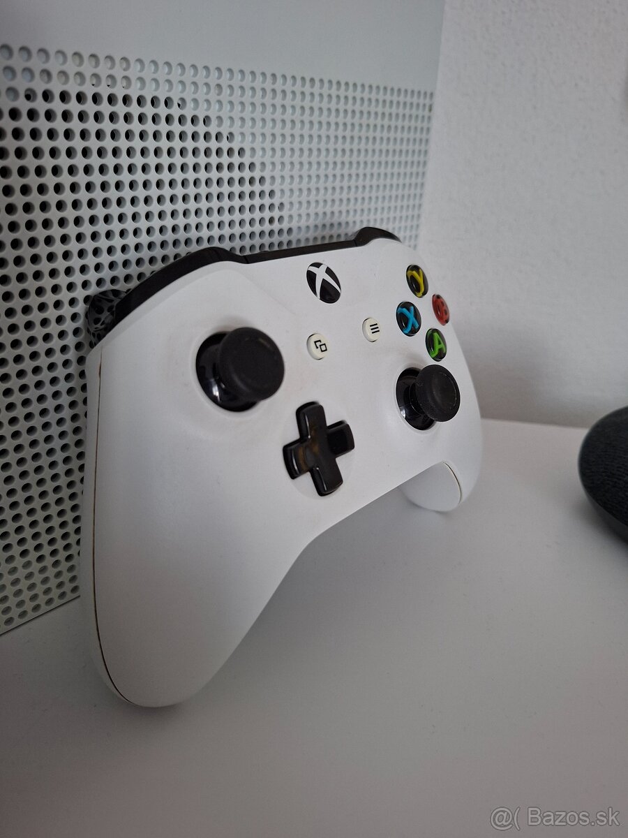 XBOX ONE S 1TB, 2X OVLÁDAČ, FC 24 - 4