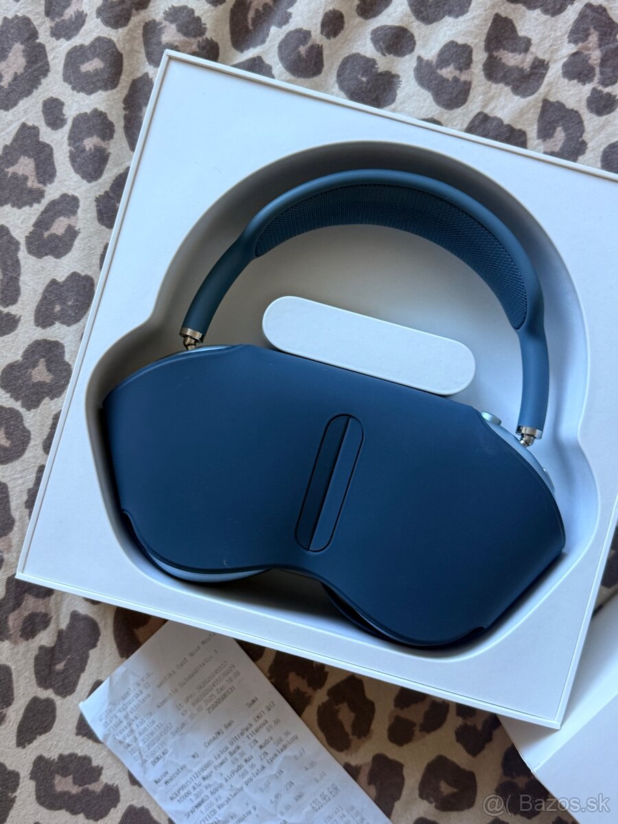 AirPods Max - blue - 4