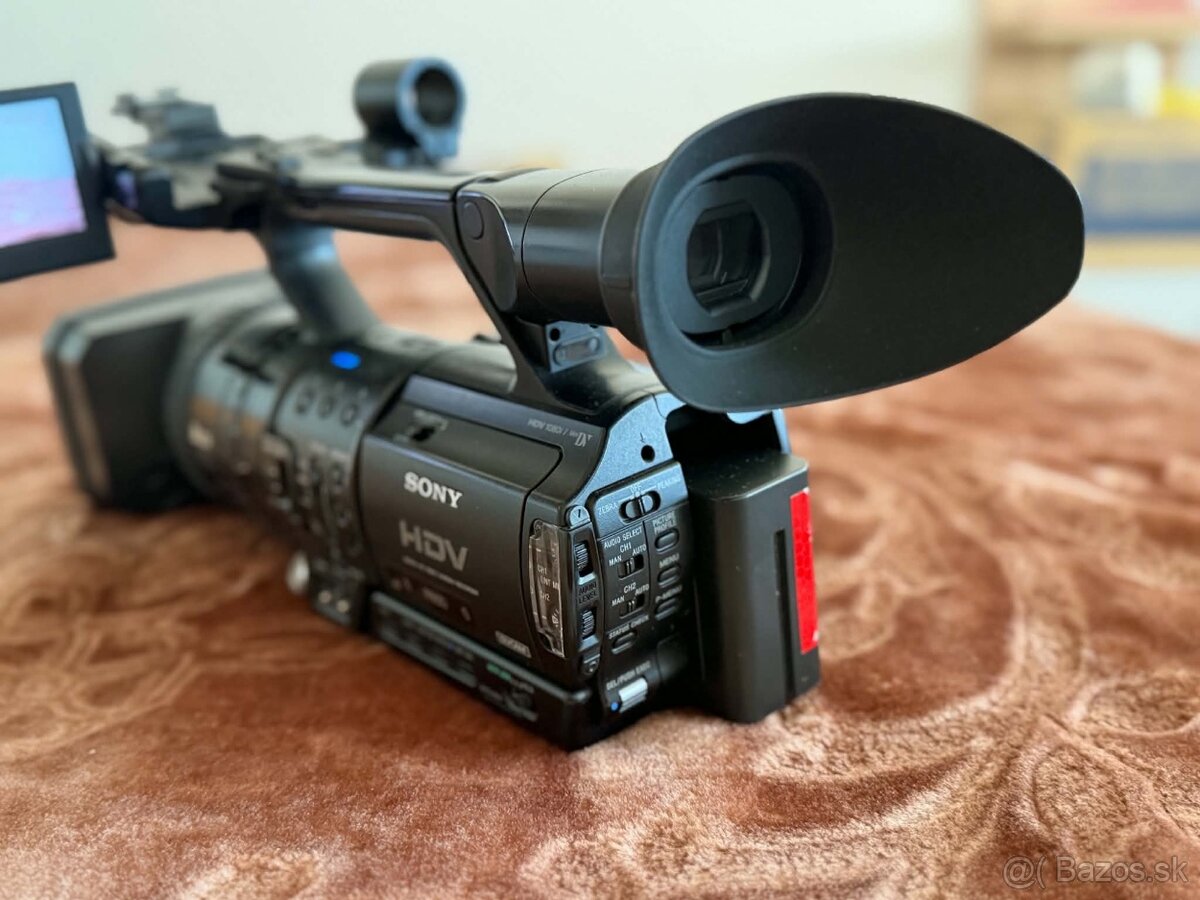 Predám Sony HVR-Z1J - 4