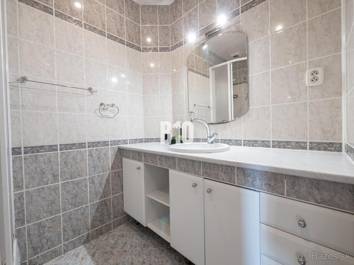 Priestranný 3-izbový byt s balkónom v Leviciach - 4