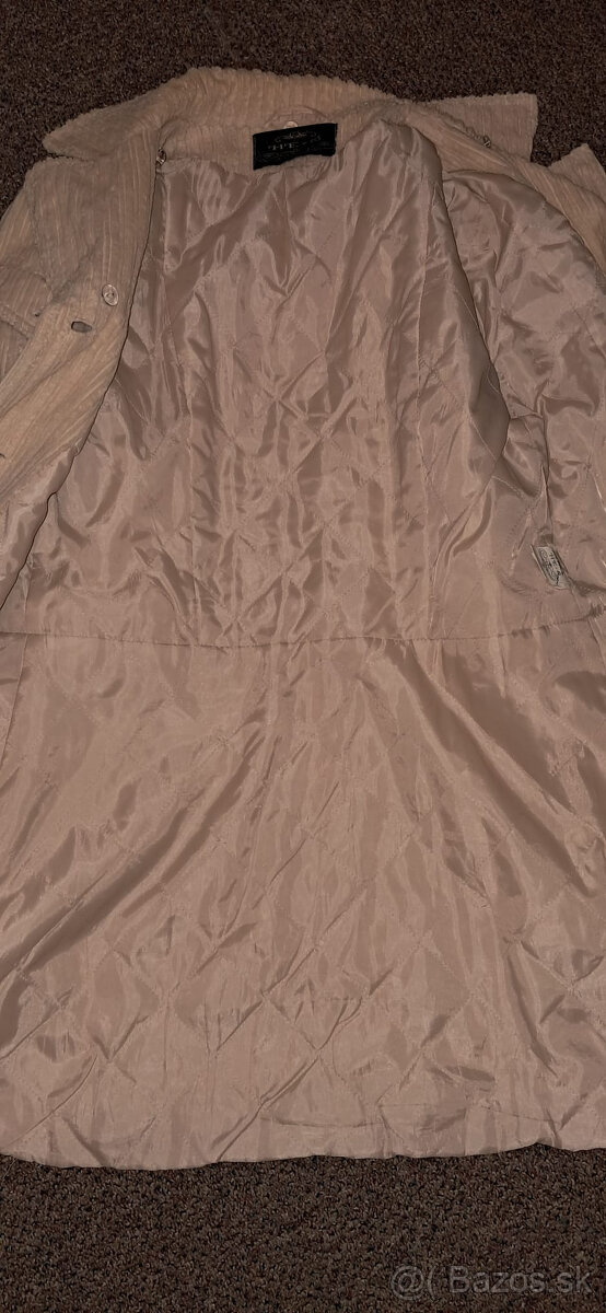 Menčestrový kabát - 4