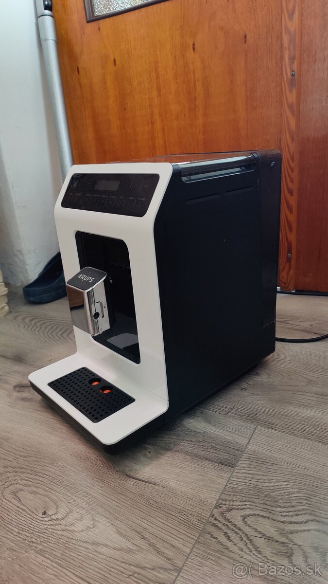 Predám kávovar krups EA89 - 4