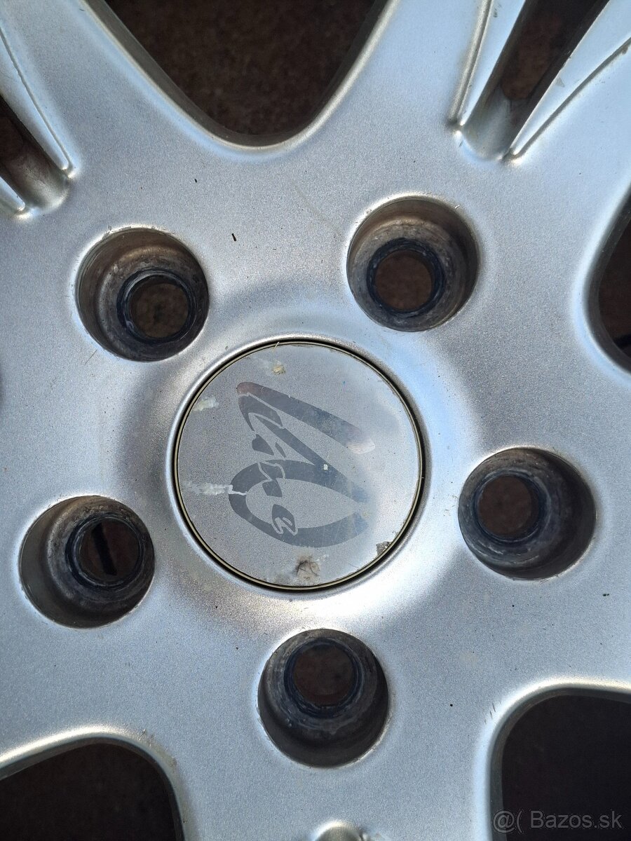 Predám zimné pneu 205/50 R16 MATADOR Nordica na diskoch - 4