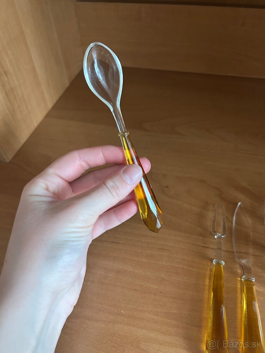 Starožitná sada príborov - 4