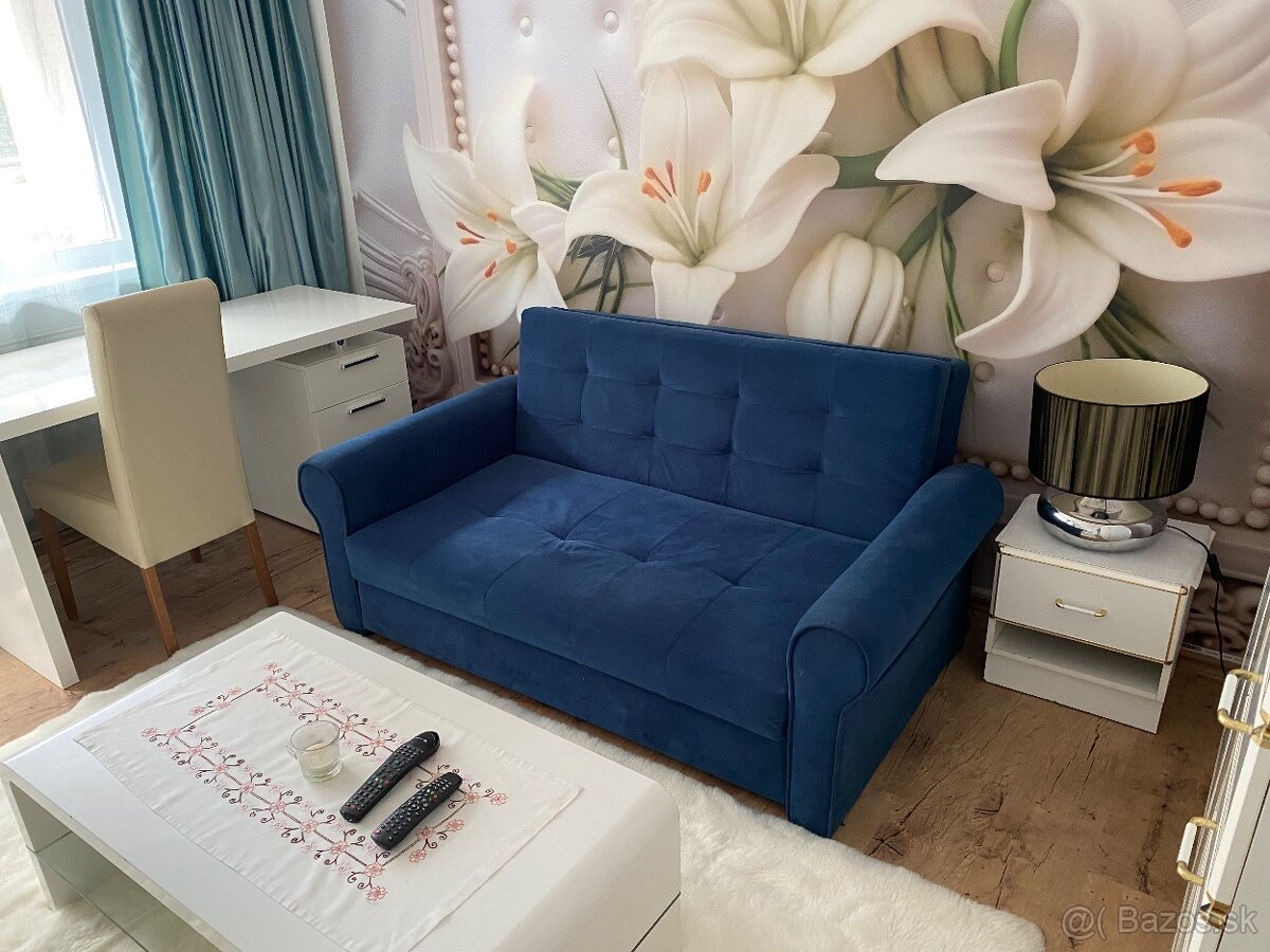 Modrý rozťahovací semišový gauč - 4