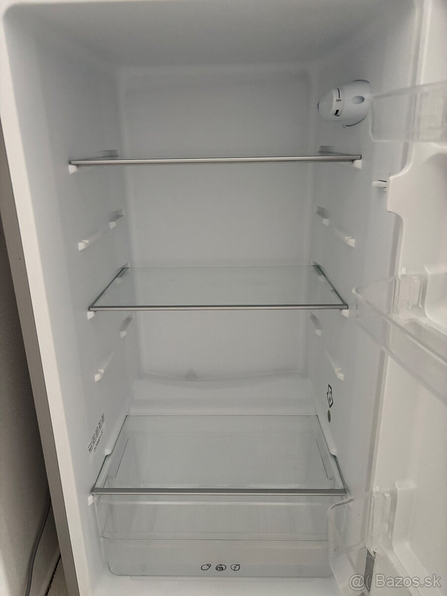 Predam 2 rocnu chladnicku s mraznickou - 4