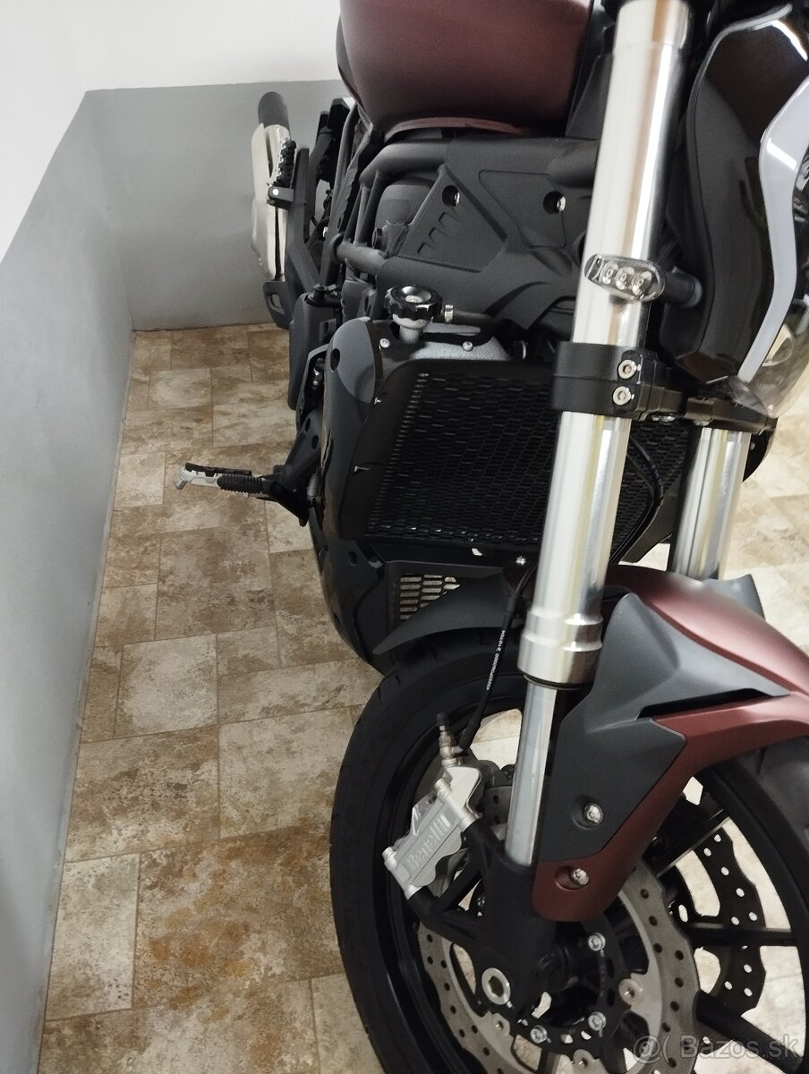 Predám benneli 502c - 4