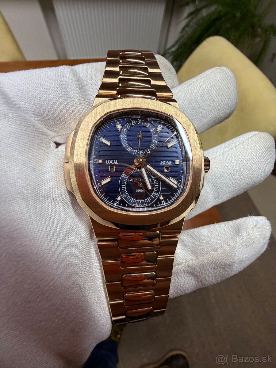 Patek Philippe Nautilus Travel Time - 4