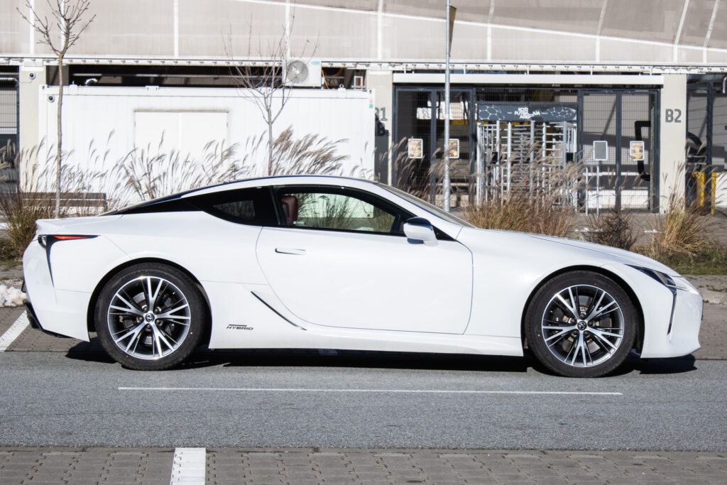 Lexus LC 500h, (2017) - 4