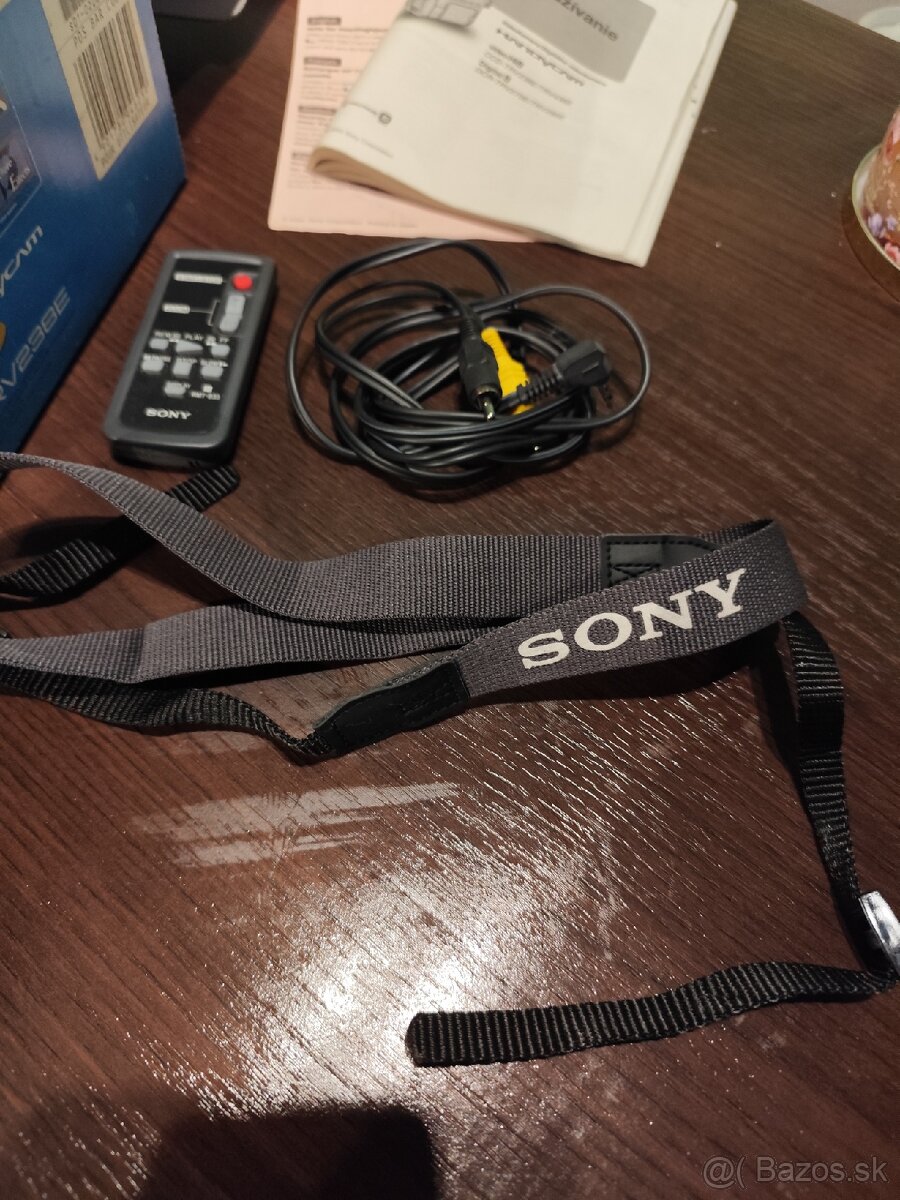 Retro Sony kamera Hi8 CCD-TRV238E - 4