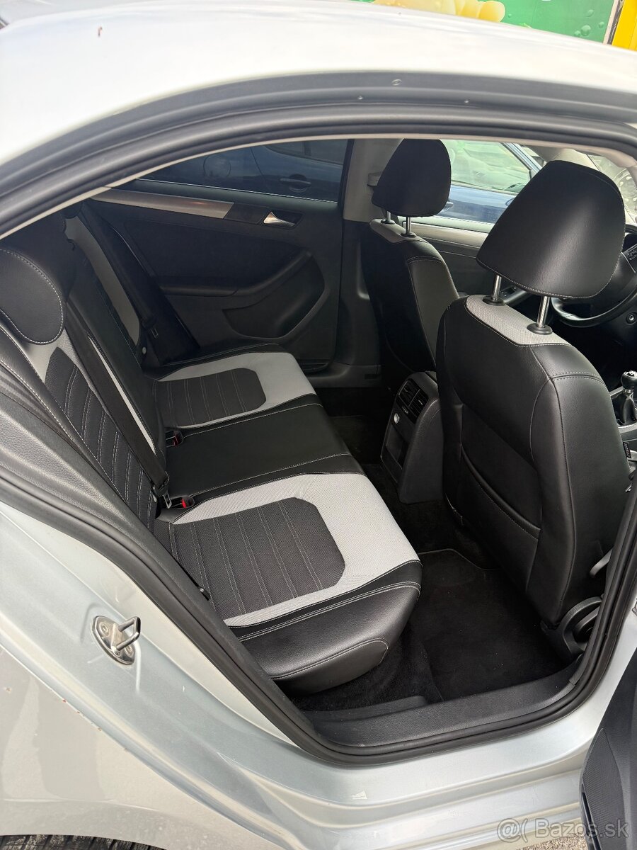 VW Jetta 2.0 103kw - 4