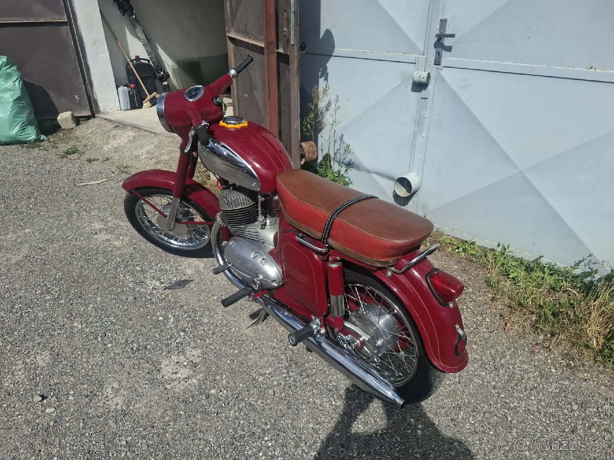 Jawa 350/360 - 4
