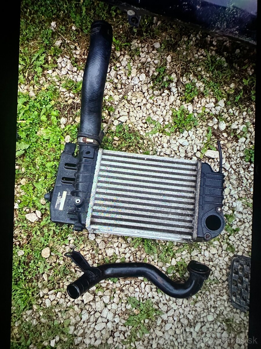 Predám motor 1.4 D-4D 1ND trisky turbo YARIS 2006-2009 - 4