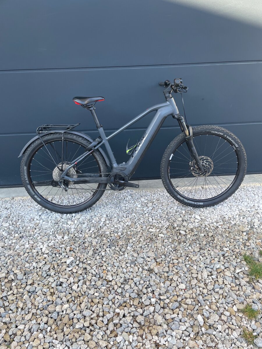 BOSCH 750Wh Cube Reaction Hybrid - 4