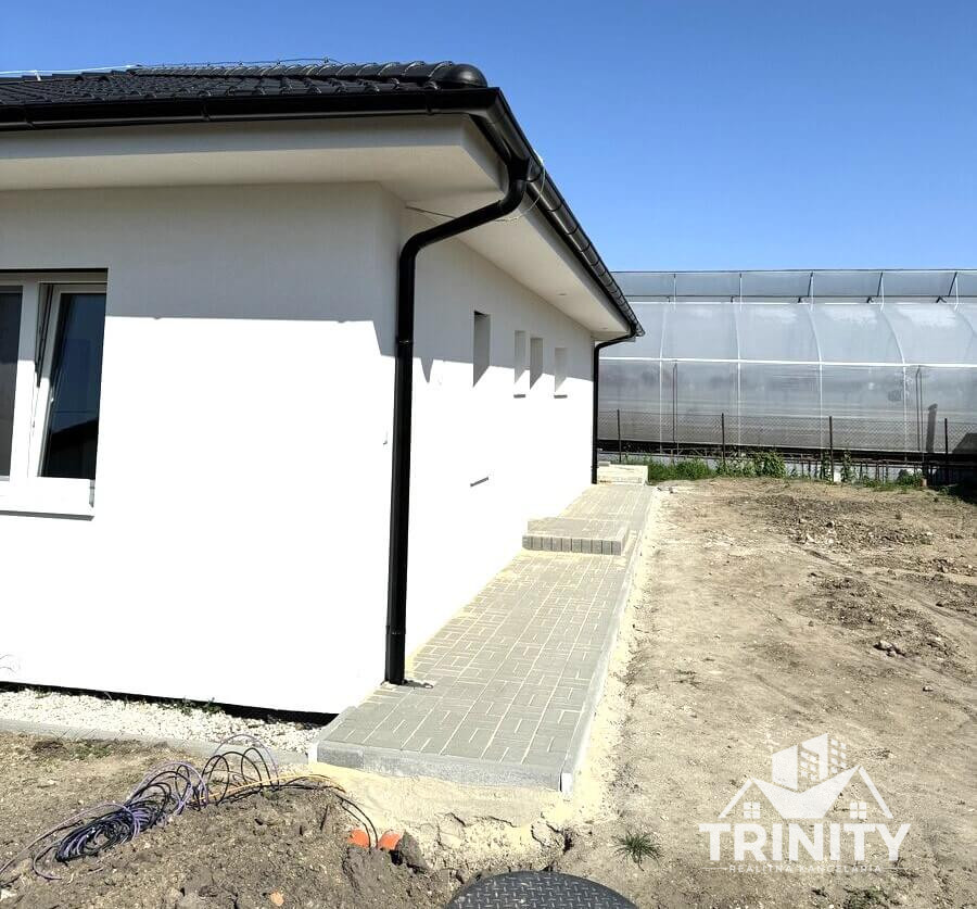 Na predaj moderná novostavba 4-izbového rodinného domu v m - 4