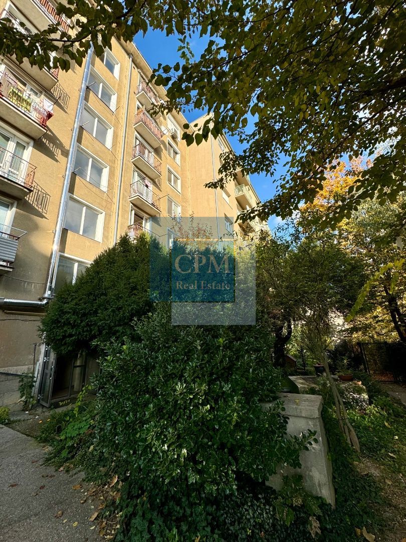 Ponúkame na predaj 3 - izbový byt na Šancovej ulici s dvoma - 4