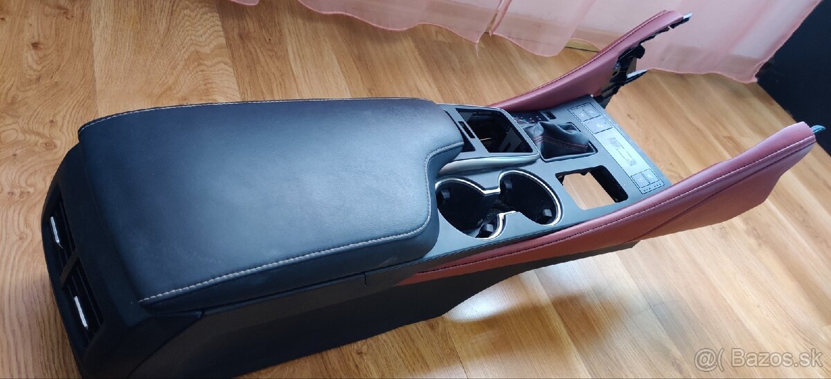 Stredová konzola Lexus RC - 4