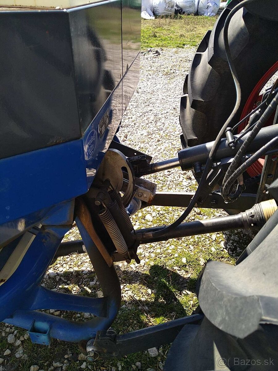 Rozmetadlo priemyselných hnojív - 4