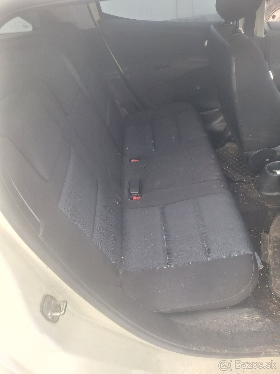 Rozpredám Peugeot 207sw - 4