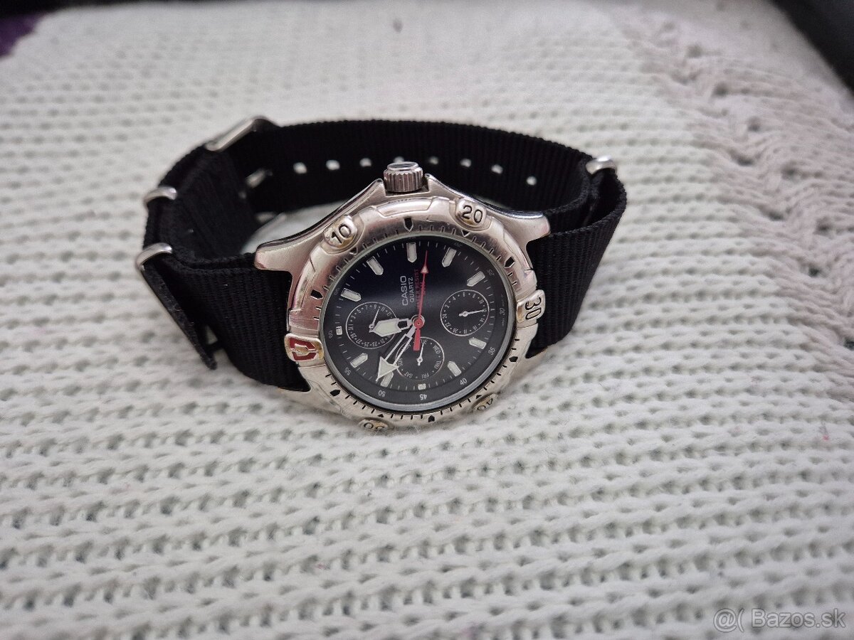 Náramkové hodinky Casio - 4