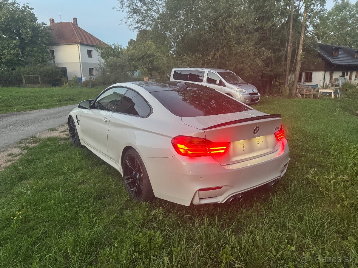 BMW M4 f82 317 kW, rok 2015 - 4