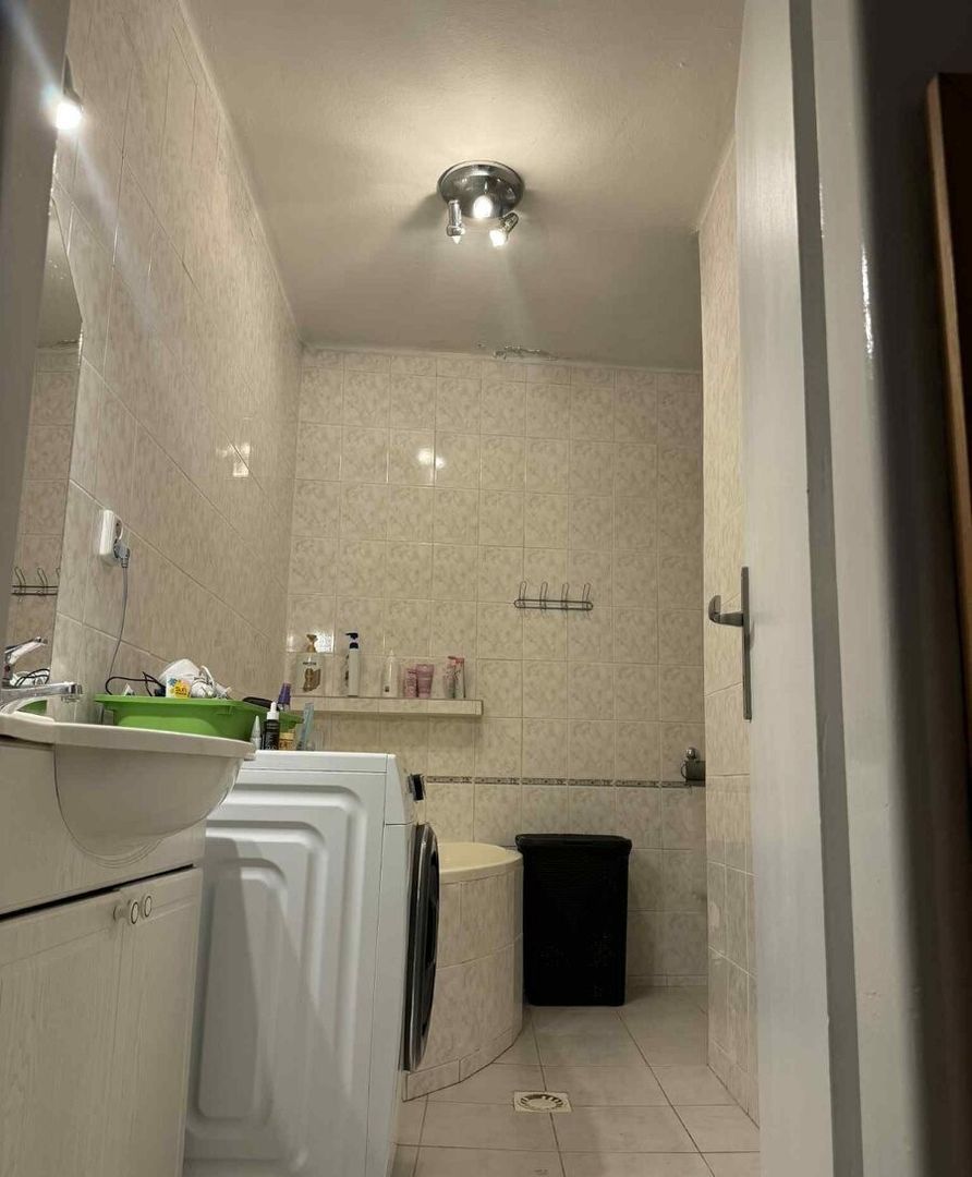 Na prenájom zariadený 3 izbový byt v dome, Slovenský Grob. - 4