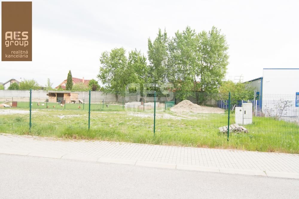 PREDAJ, POZEMOK 833 m2, MOST PRI BRATISLAVE - 4