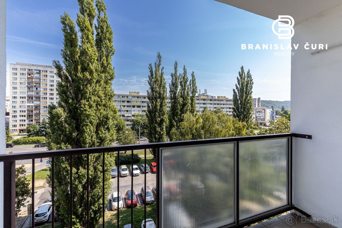 REZERVOVANÉ - PREDAJ 3-IZBOVÉHO BYTU V PÔVODNOM STAVE - Palá - 4