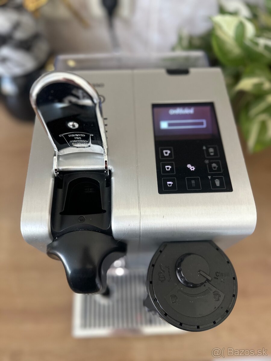 Nespresso kavovar - 4