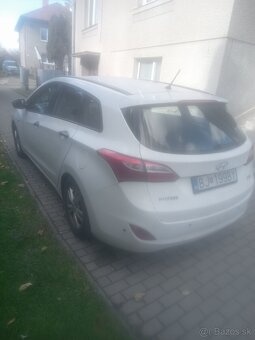 Hyundai i30 kombi - 4