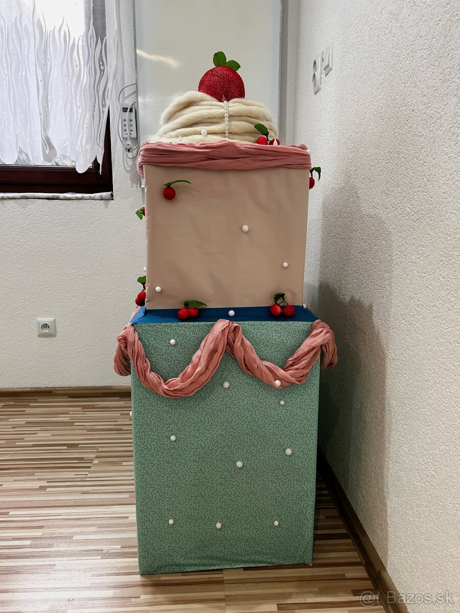 Karnevalový ručne robený kostým - 4