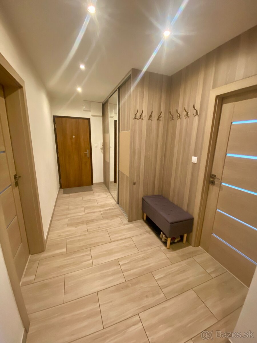 Veľký 3izbovy byt na prenájom - 4
