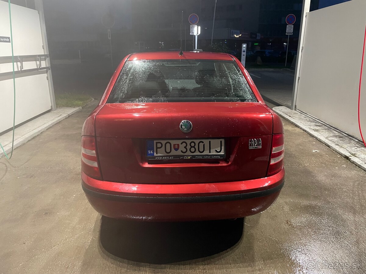 Škoda Fábia Sedan 1.2 HTP - 4