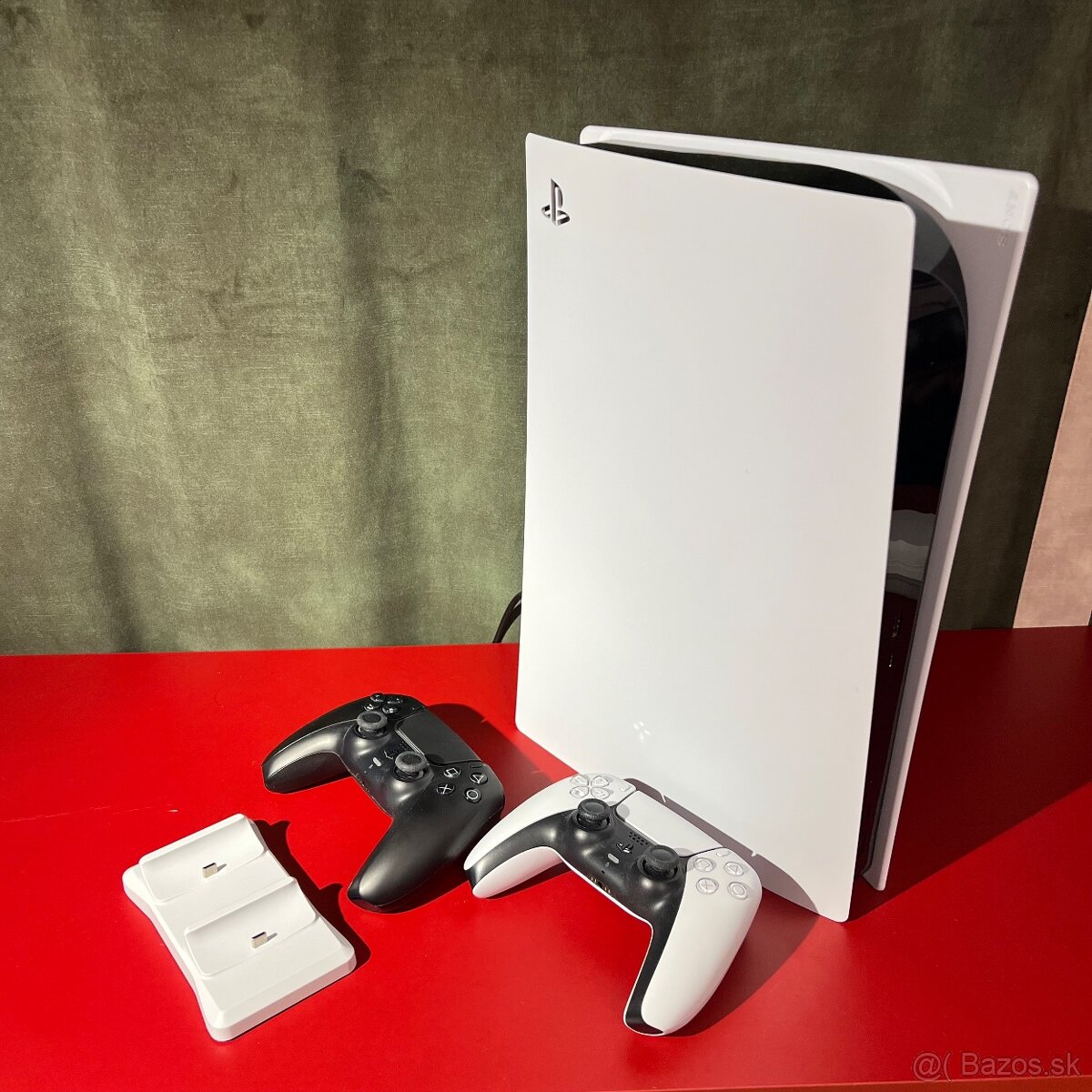 PlayStation 5 + 2x ovládač Dual sense - 4