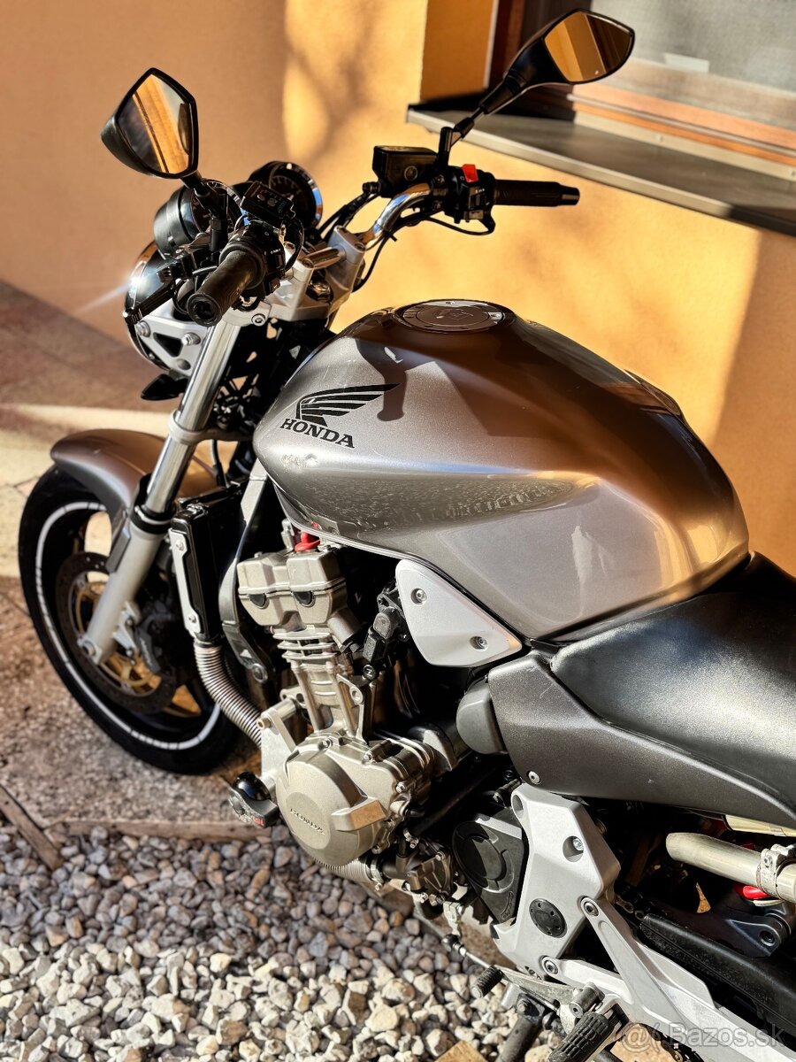 HONDA HORNET CB900F - 4
