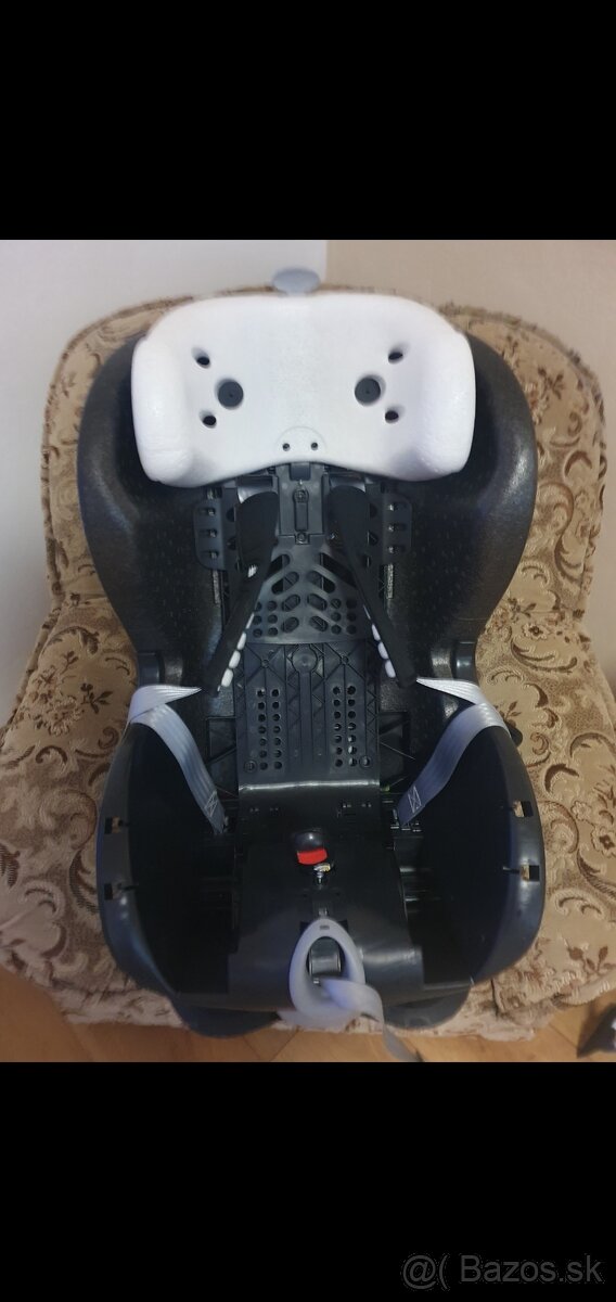 Neposkodena. Zachovala autosedacka - 4