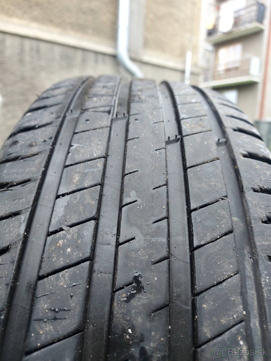 Michelin 225/65 r17 letne - 4