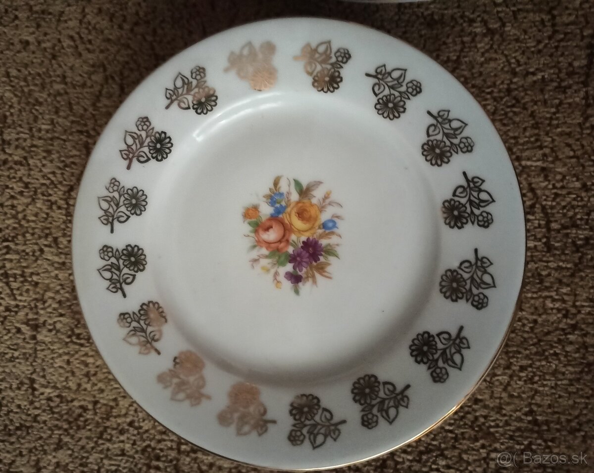 etazer a dezertna súprava tanierov - 4