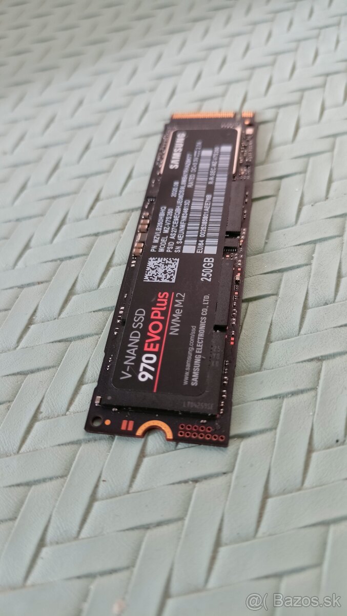 SAMSUNG SSD 970 EVO PLUS, M.2 - 250 GB - 4