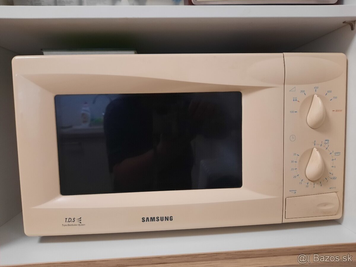 Predám mikrovlnnú rúru - 4