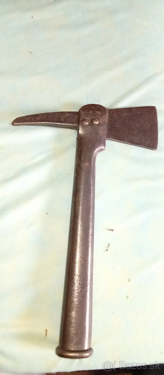 Vojenské náradie ČSR - 4