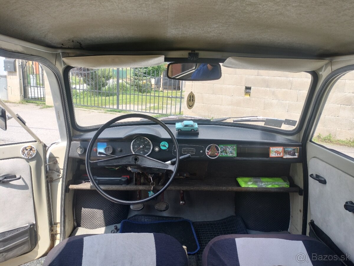 Predám Trabant 601 Combi - 4