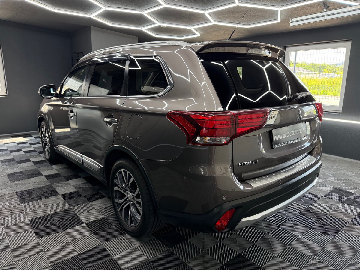 Mitsubishi Outlander 2.2 DI-D Intense A/T - 4