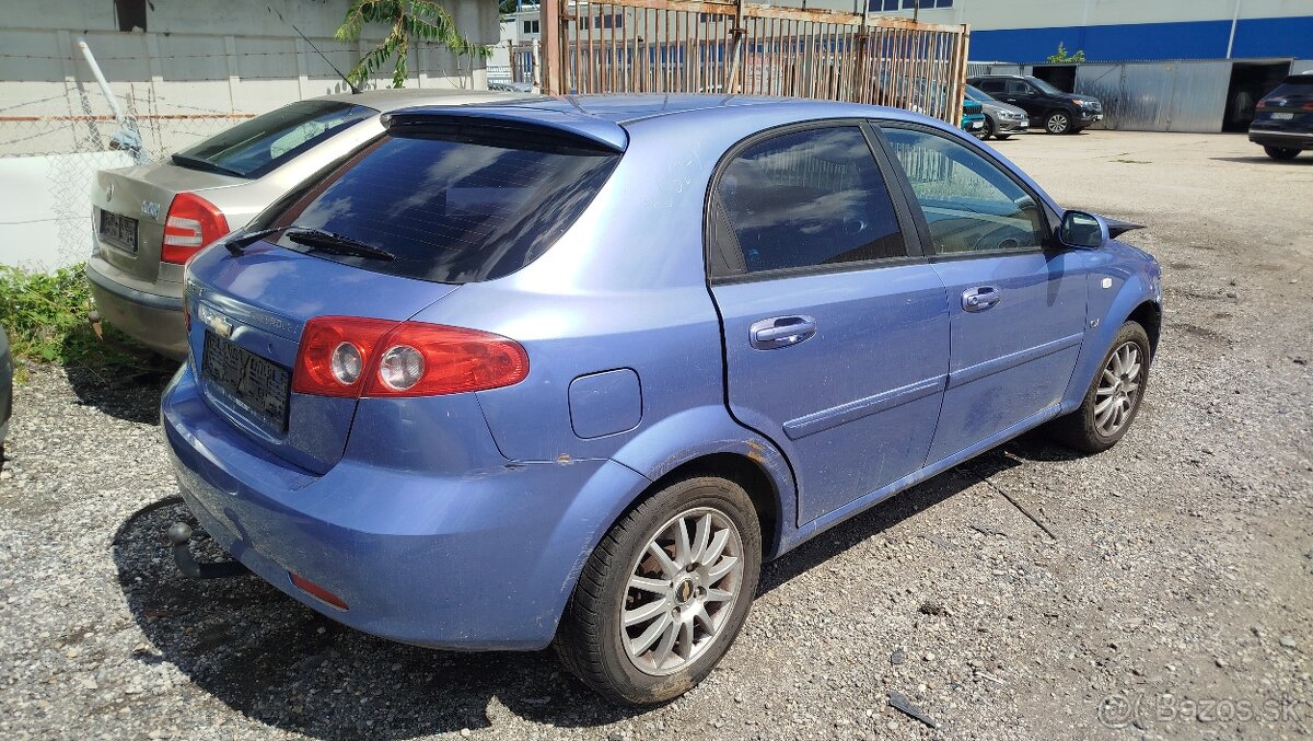 Chevrolet Lacetti - 4