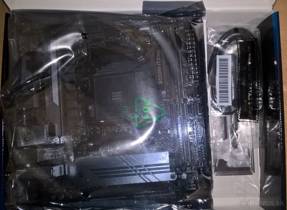 ASRock B550M - ITX/ac - 4