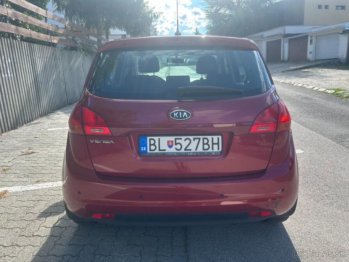 Predám Kia Venga 1,4l, 66,2kW - 4