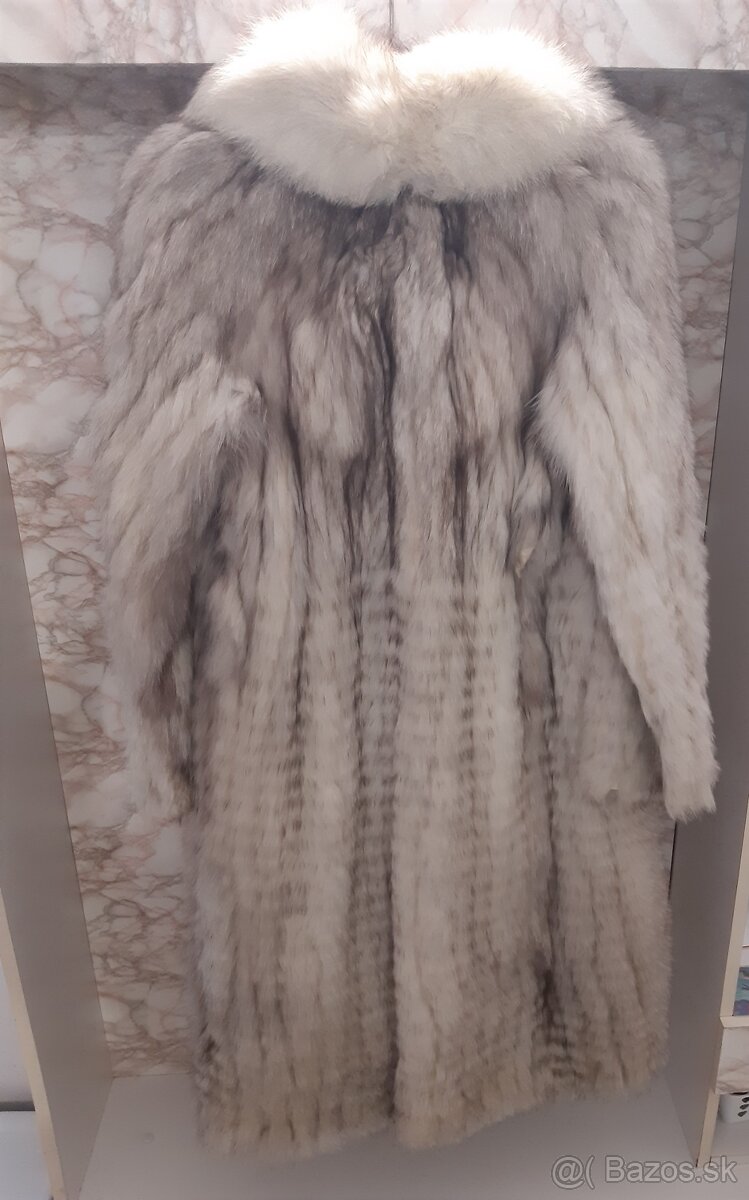 Kožuch zo striebornej líšky - 4