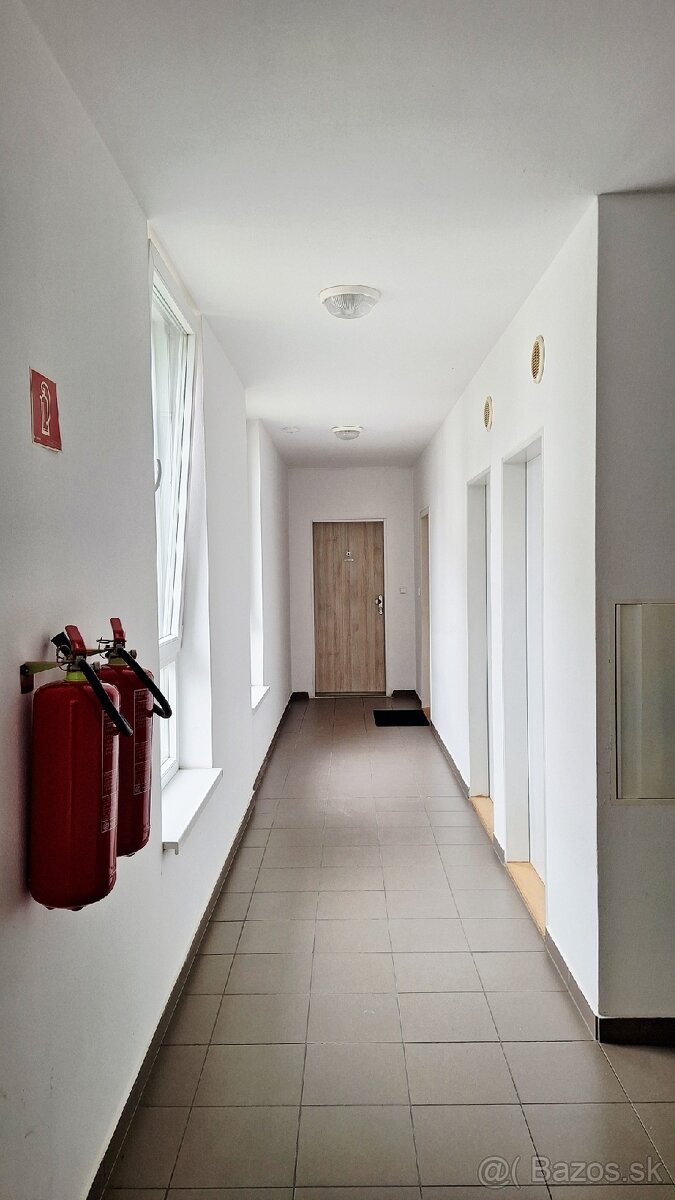 Prenajmem 3 izbový byt /RUBICON - Dvory Púchov/ - 4